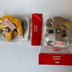 Nintendo - N64 Donkey Kong Banana and N64 Gold Controller